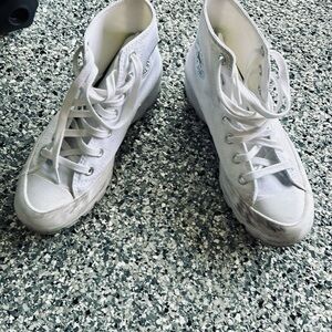 Lugged High Top Sneaker